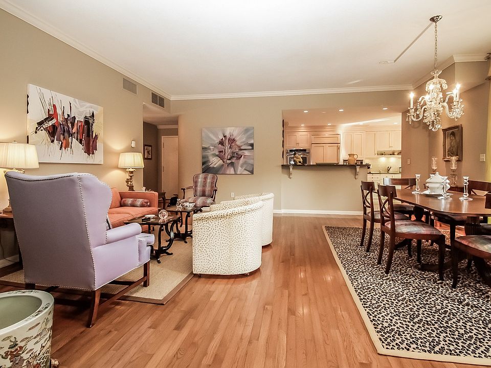 Immaculate Designer Renovated Three Bedroom condo in Luxury Hi-Rise