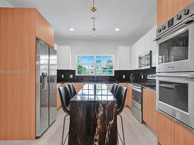 5440 NE 22nd Ave — Photo 47