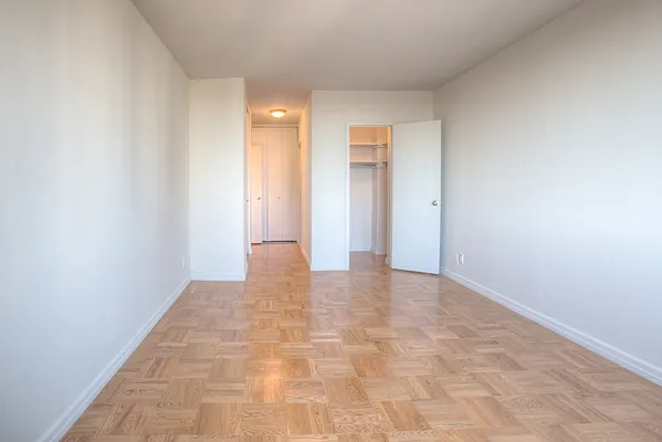 Rented by Jack Resnick & Sons | media 25