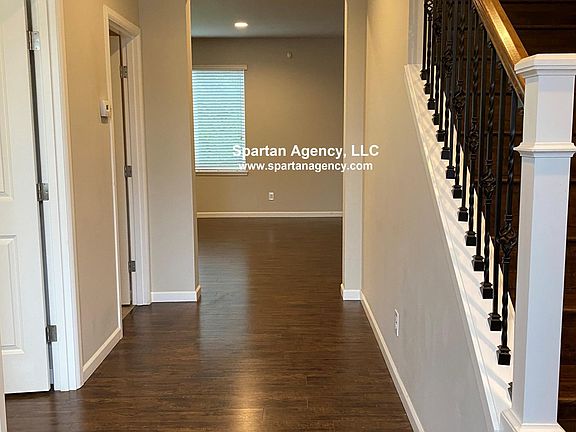 3rd image of 17208 107th Street Ct E