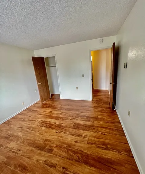 Sycamore Gardens Apartments — Photo 16