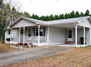 394 Castle Ave, Winder, GA 30680