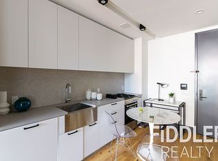 42-22 27th St #419, Long Island City, NY 11101
