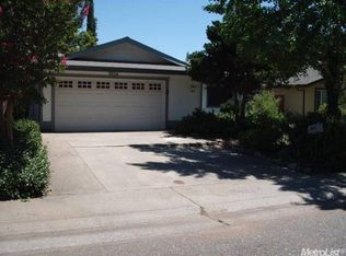 9624 Linda Rio Dr, Sacramento, CA 95827