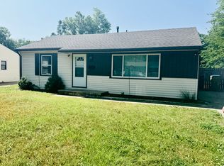 111 E Edgemoor St, Derby, KS 67037