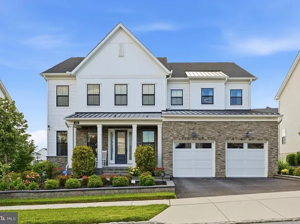 142 Maggie Ln, Chester Springs, PA 19425