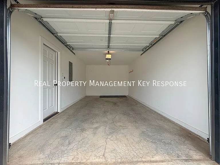 213 Emmett Dr — Photo 19