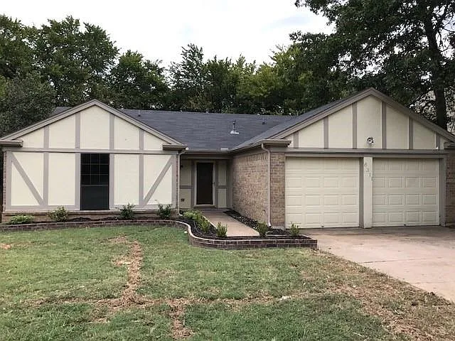 6311 Twinhill Dr — Photo 2