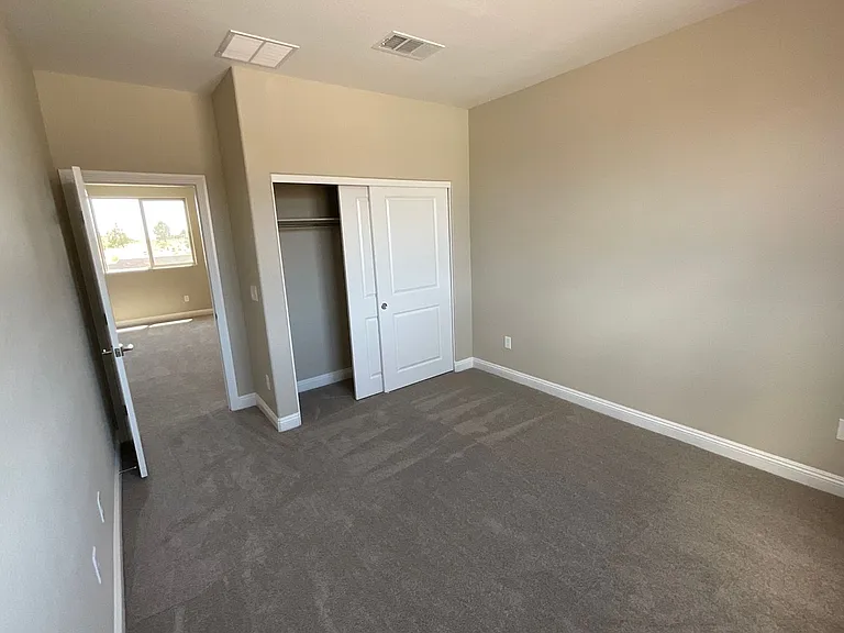 9281 Far Side Ave — Photo 24
