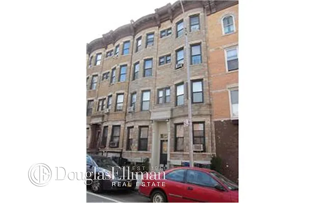 Rented by Douglas Elliman | media 19