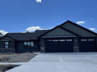 1235 Allen Lee Way, Pulaski, WI 54162