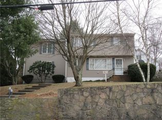 99 Oak St, Westerly, RI 02891