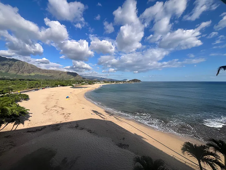 Expansive views offer gorgeous mornings and colorful sunsets.