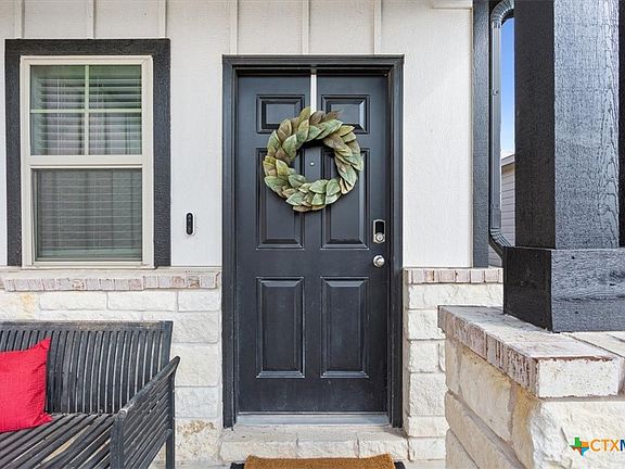 2nd image of 129 Bracken Fern Ln