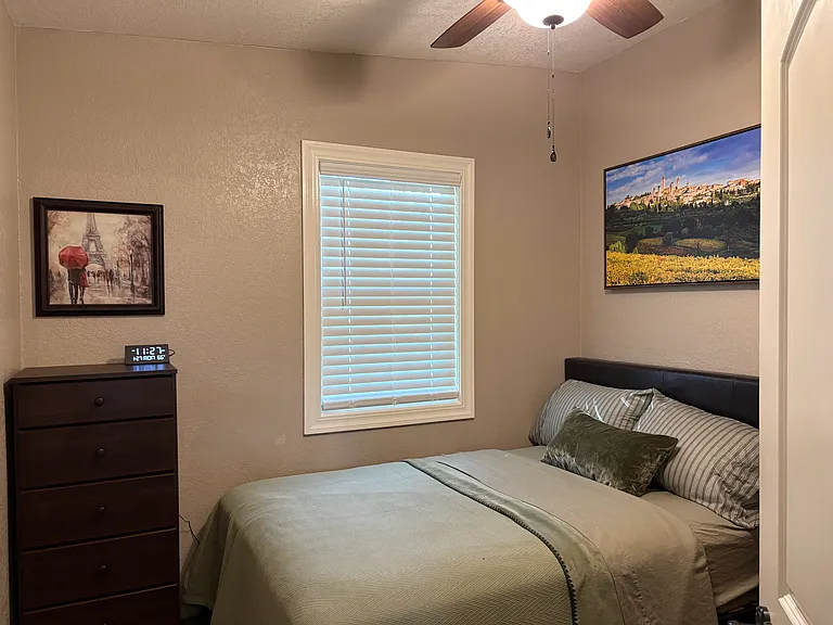 2376 E Armstrong Rd — Photo 16