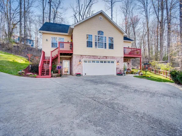 152 Madelyn St, Gray, TN 37615