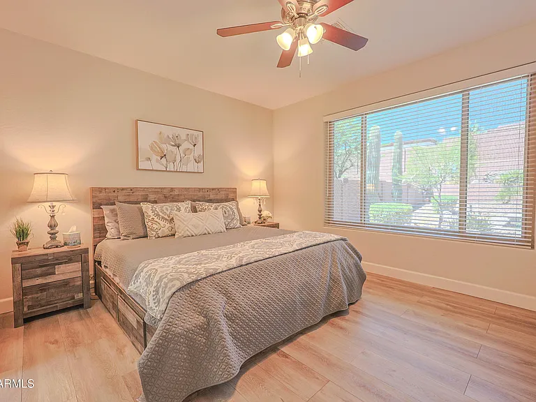 2462 W Turtle Hill Dr — Photo 5