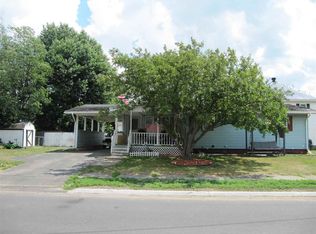 2 Chase St, Massena, NY 13662