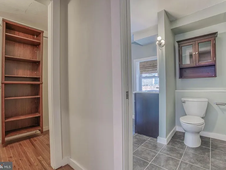 1125 William St — Photo 5