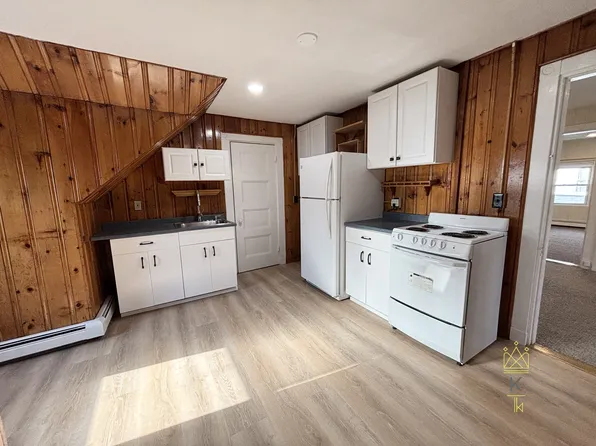 21 Osborne Rd #3, Brookline, MA 02446