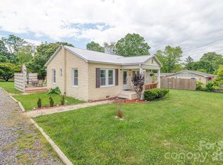 50 Hutchins Rd, Black Mountain, NC 28711