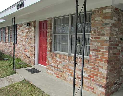 2nd image of 13016 Cambridge Blvd