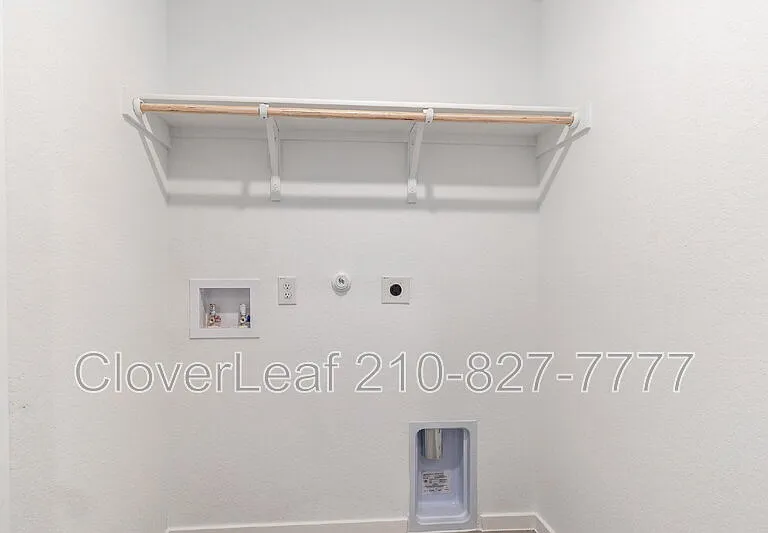 528 Wolf Crest Blvd — Photo 15