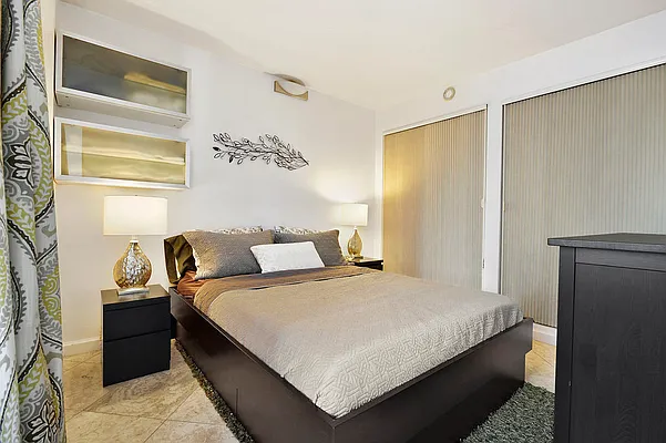 Sold by Corcoran | media 6