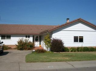 2125 Debbie Ln, Lodi, CA 95242