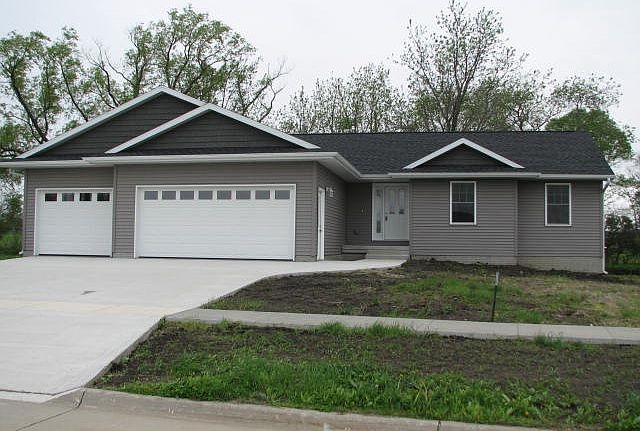 1st image of 1609 Kellie Ave