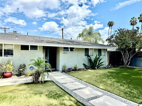 19843 Delano St, Woodland Hills, CA 91367