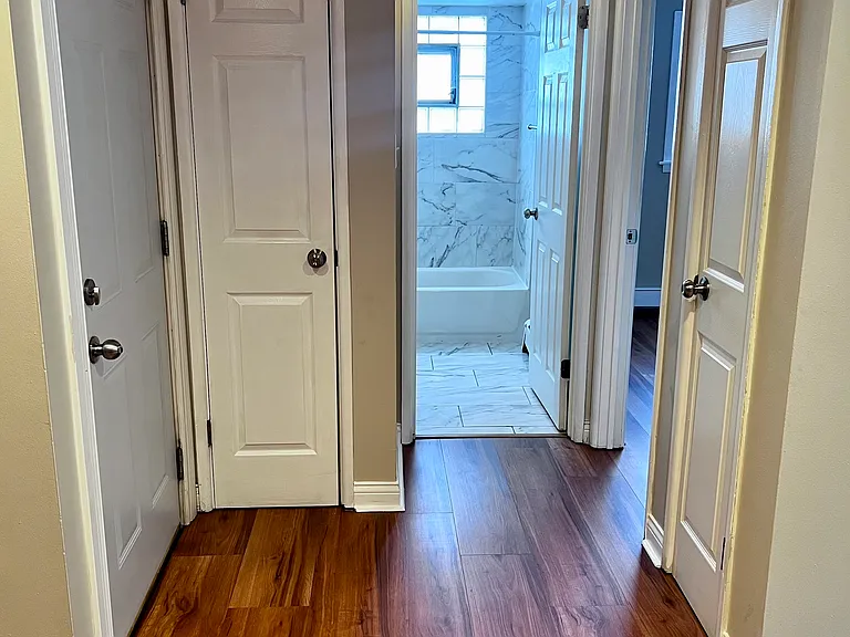 4640 153rd St #1E — Photo 15
