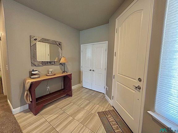 4th image of 1902 N Orchid Dr