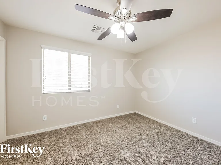 11028 E Silver Springs Ave — Photo 12