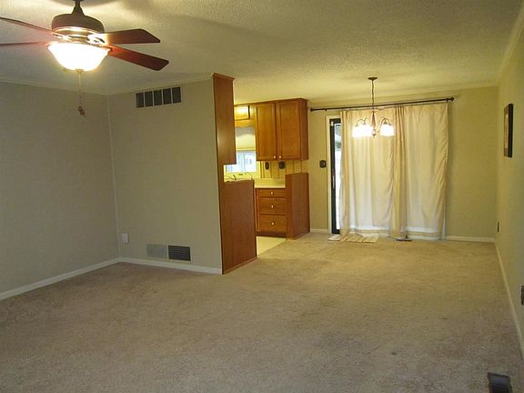 2nd image of 3101 Joel Ave
