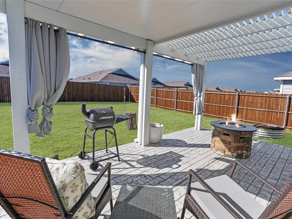 115 Lemongrass Dr, Princeton, TX 75407