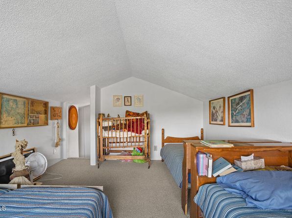 4270 29th St NE, Heimdal, ND 58341