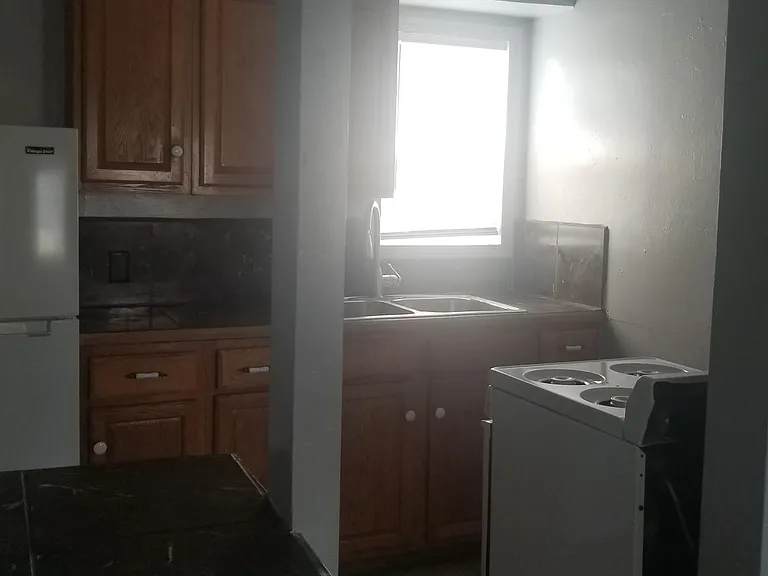 111 Hopkins Ave #2 — Photo 2