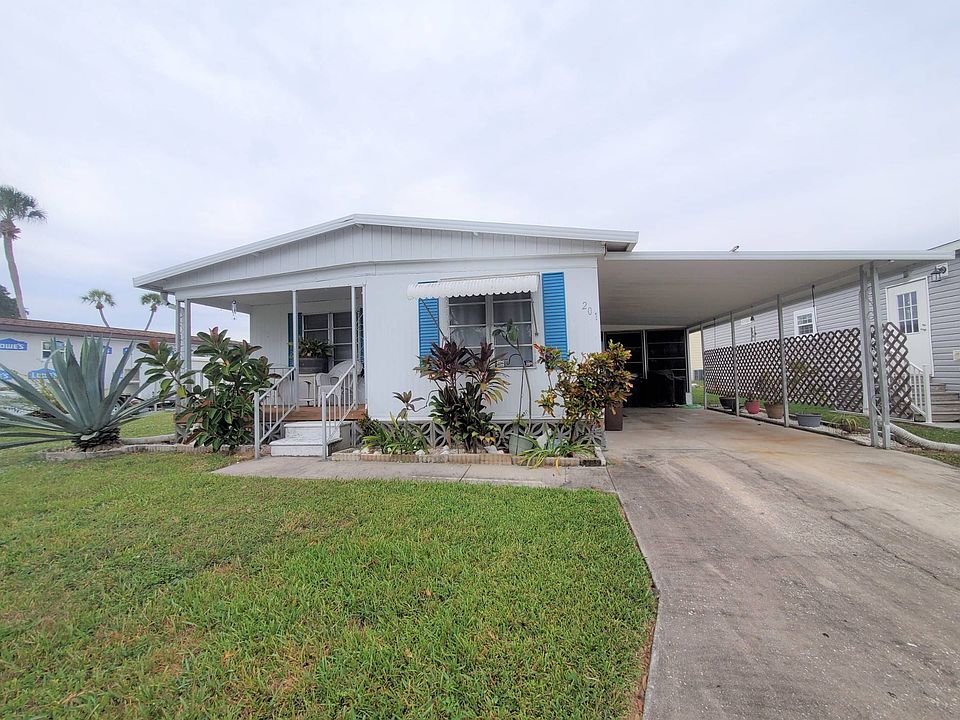 1st image of 201 Den Helder Ave