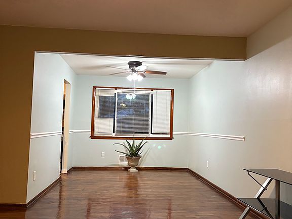 5th image of 82 Curtis Ave #2