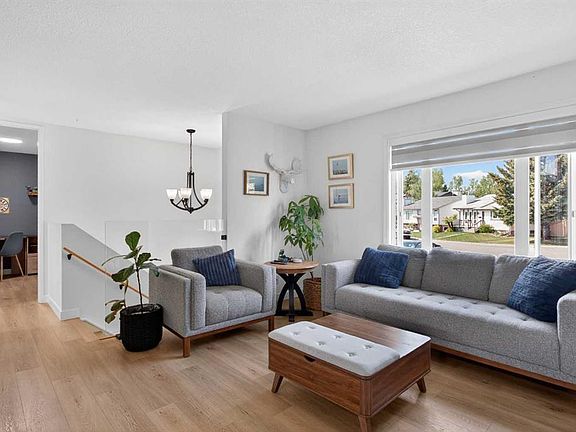 4th image of 48 Shawcliffe Pl SW
