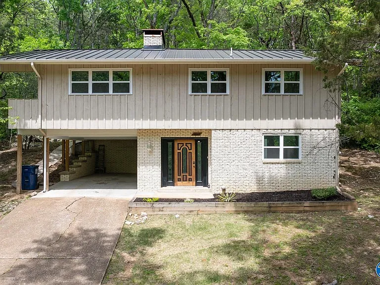 10038 Torino Dr SE — Photo 1