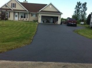 3972 E 2259th Rd, Serena, IL 60549