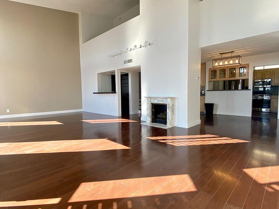 1st image of 2332 Fox Hills Dr APT 307