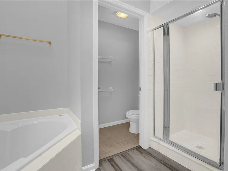 3521 Moss Pointe Pl — Photo 14