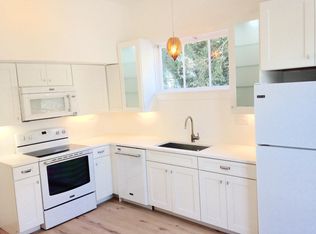 208 Ashley Ave APT B, Charleston, SC 29403