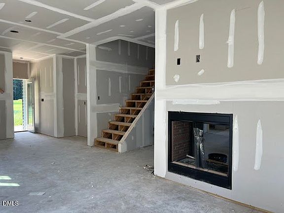 2nd image of 135 Big Pine Rd