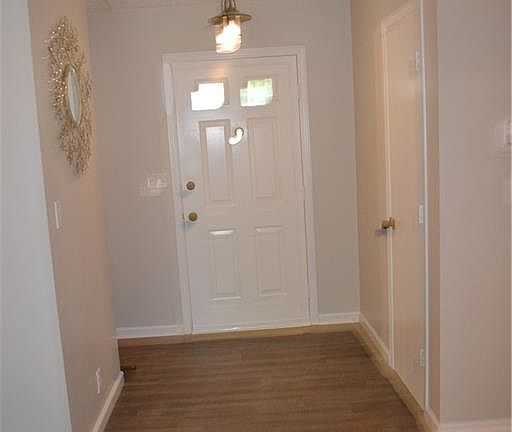 2nd image of 816 Woodmere Dr