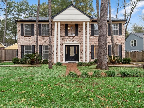 35 Berryfrost Ln
