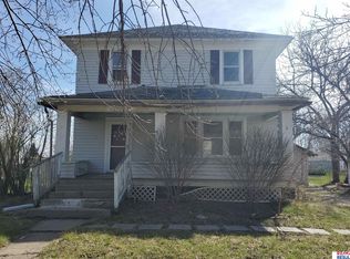517 N 13th St, Tekamah, NE 68061